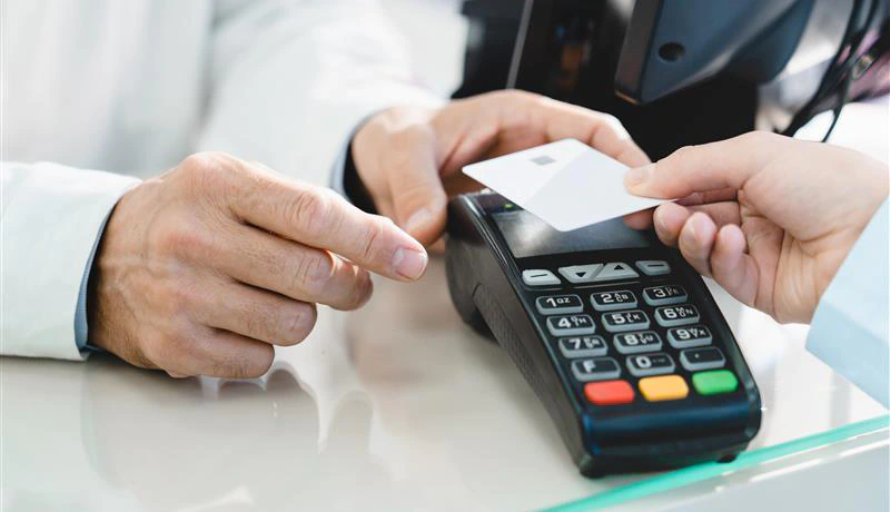 Debit and Credit Card Obligation for Payments Exceeding 7,000 TRY for Non-Taxpayers